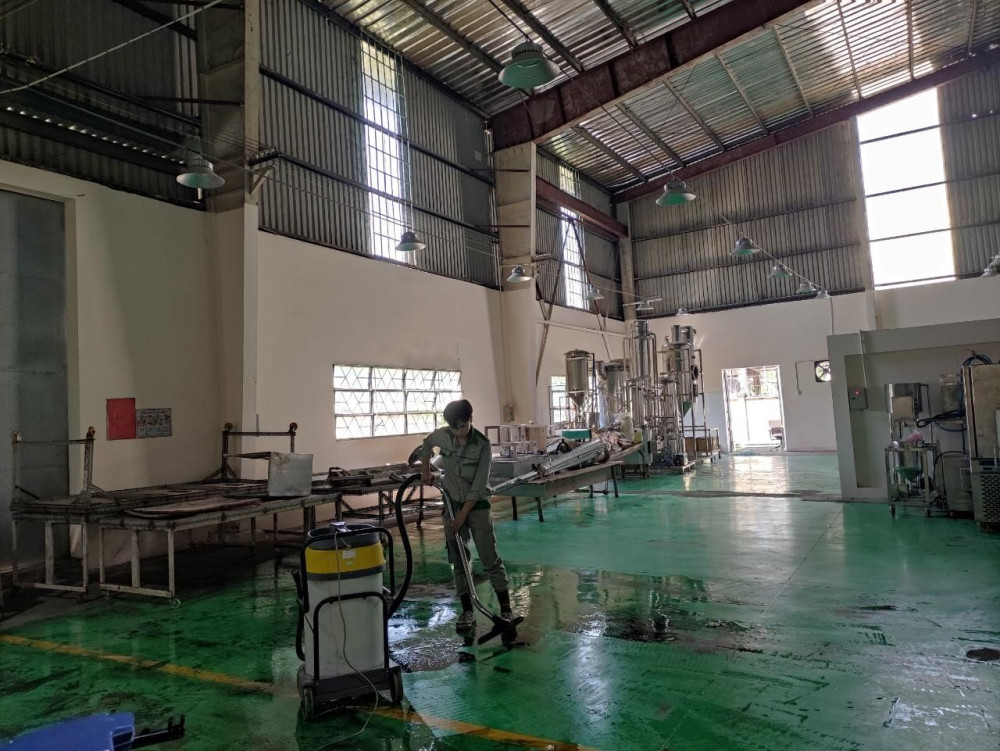 Tại sao nên chọn dịch vụ vệ sinh nhà xưởng của công ty Vệ Sinh Nhà 247?