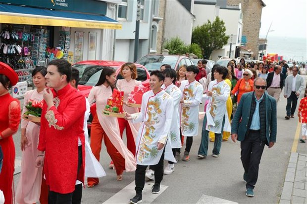 Vietnamese culture shines in French locality