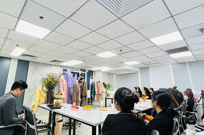 Tại sao Mialala thực hiện sự kiện kickoff trước mỗi dịp ra mắt Bộ sưu tập mới?