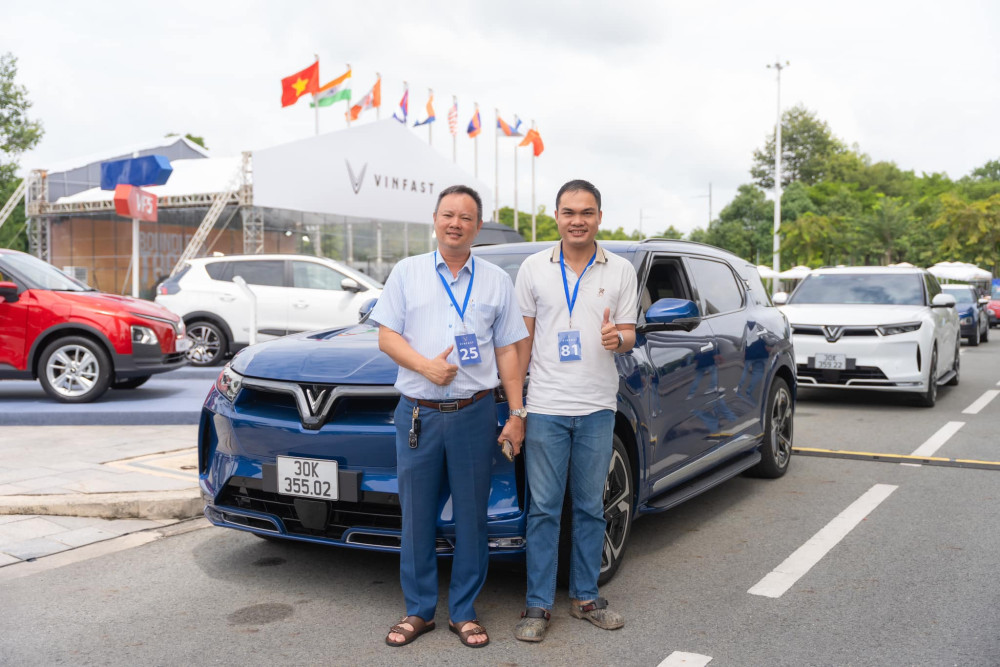 VinFast “khuấy đảo” Bình Dương với triển lãm xe điện lớn nhất Việt Nam