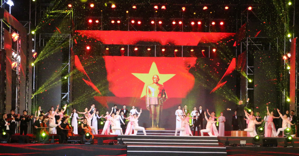 Lễ Kỷ niệm 135 năm Ngày sinh Chủ tịch Tôn Đức Thắng