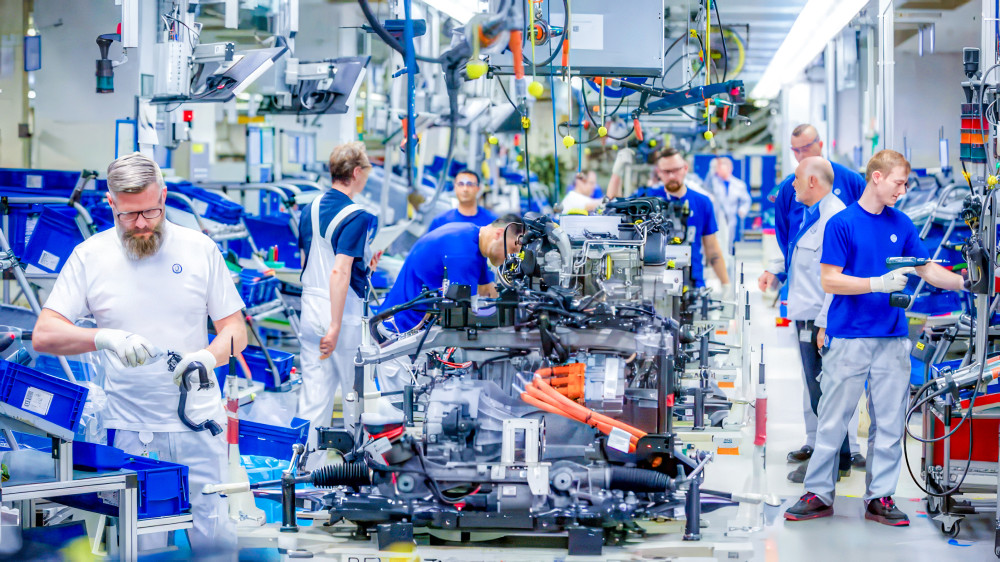 Công nhân Đức trong giờ làm việc. Ảnh: Bloomberg