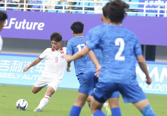 Tuyển Olympic Việt Nam thắng trận ra quân tại ASIAD 19