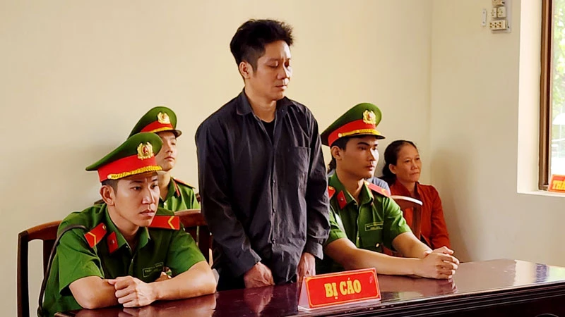 Kiên Giang: Tử hình kẻ chém chết 2 bạn nhậu