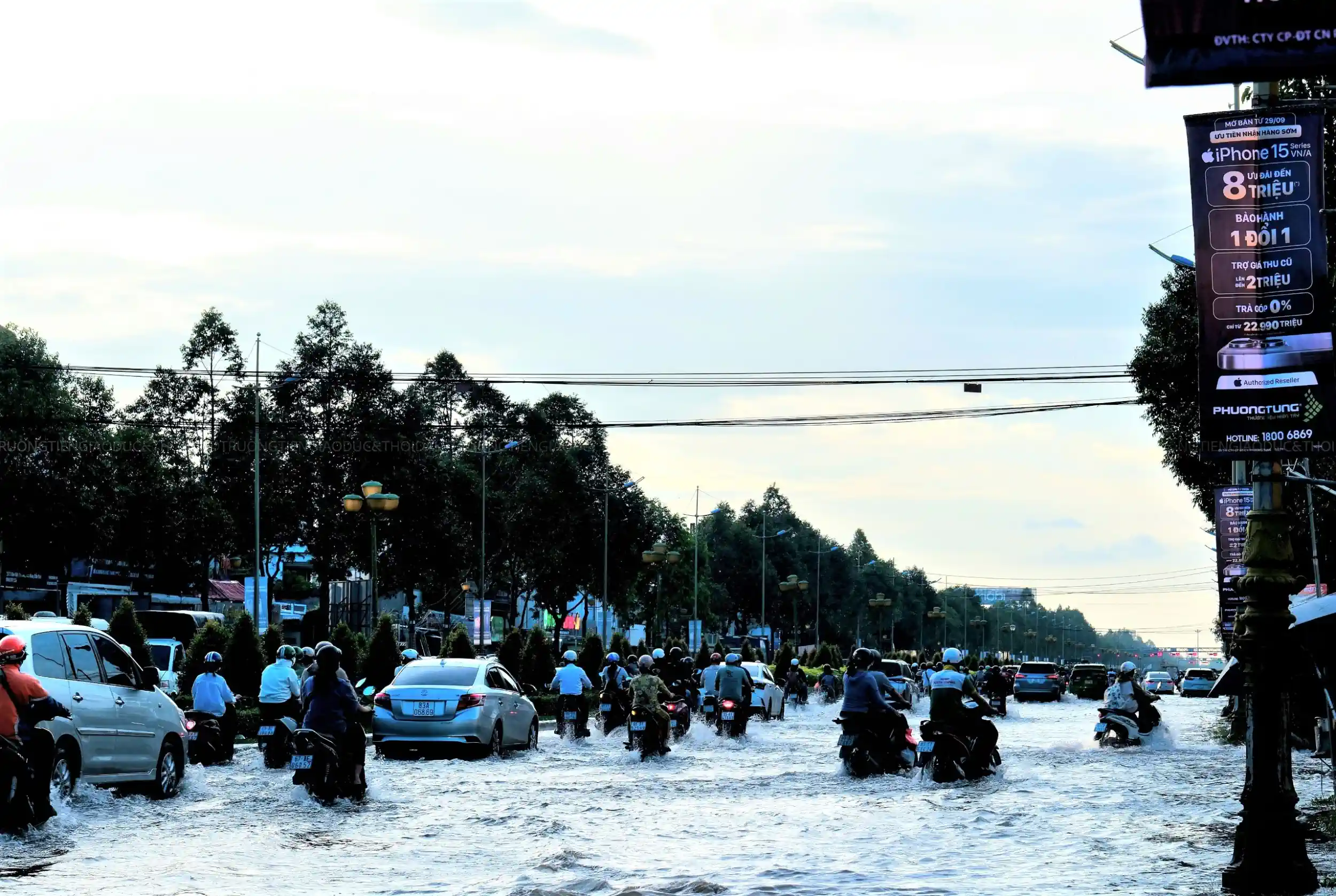 An toàn cho người dân khi triều cường đạt đỉnh, gây ngập đô thị