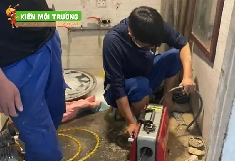 Công ty Kiến Môi Trường - Đơn vị thông cống nghẹt uy tín, chất lượng #1