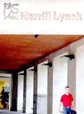 Các đại gia ngân hàng gặp “hạn” Merrill Lynch đang trong giai đoạn hết sức khó khăn.