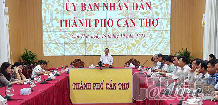 Đồng chí Trần Việt Trường phát biểu chỉ đạo.