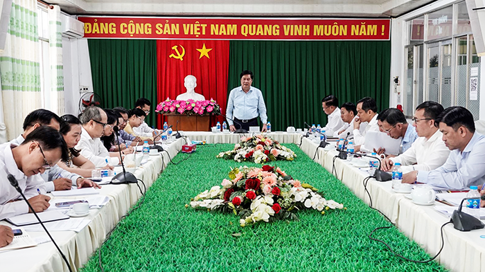 Đồng chí Phạm Văn Hiểu phát biểu tại buổi giám sát. Ảnh: NGỌC QUYÊN