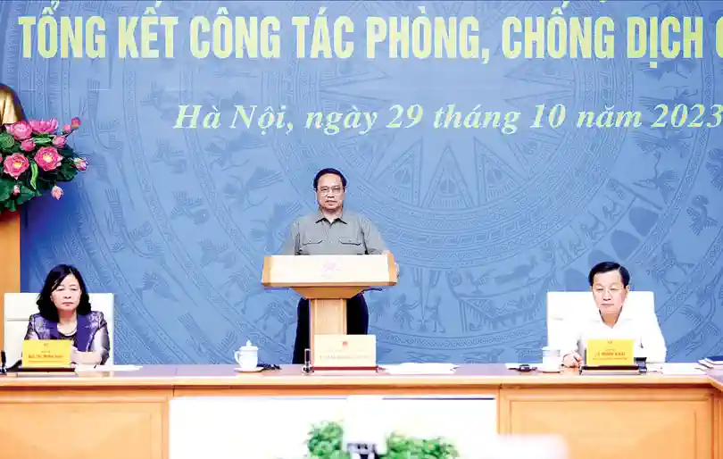Thủ tướng Phạm Minh Chính chủ trì Hội nghị tổng kết công tác phòng, chống dịch COVID-19. Ảnh: DƯƠNG GIANG - TTXVN