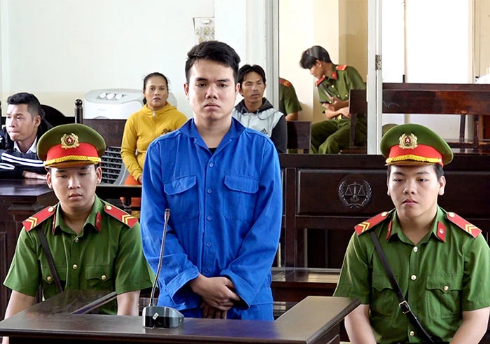 Lãnh 20 năm tù vì đâm cậu tử vong