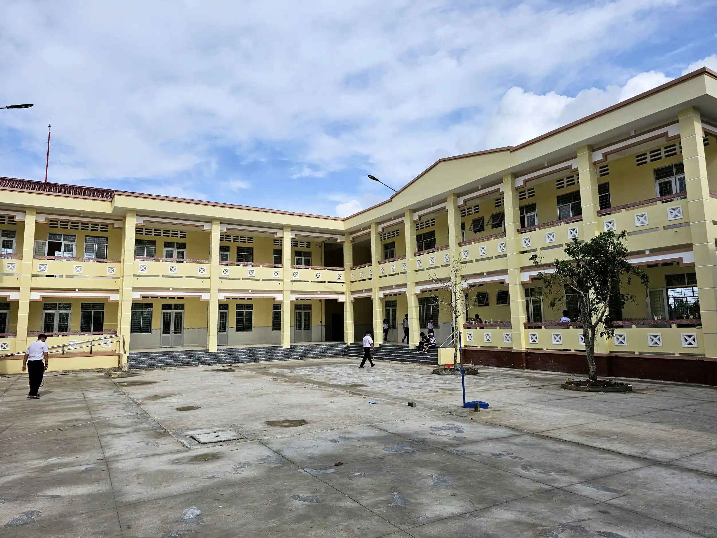 Một công trình trường học ở huyện Phong Điền vừa mới thi công hoàn thành đưa vào sử dụng.