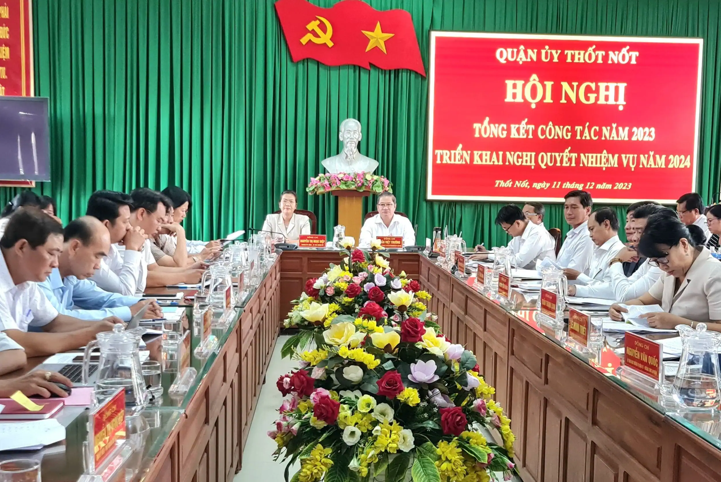 Đồng chí Trần Việt Trường, Phó Bí thư Thành ủy, Chủ tịch UBND TP Cần Thơ, dự hội nghị.