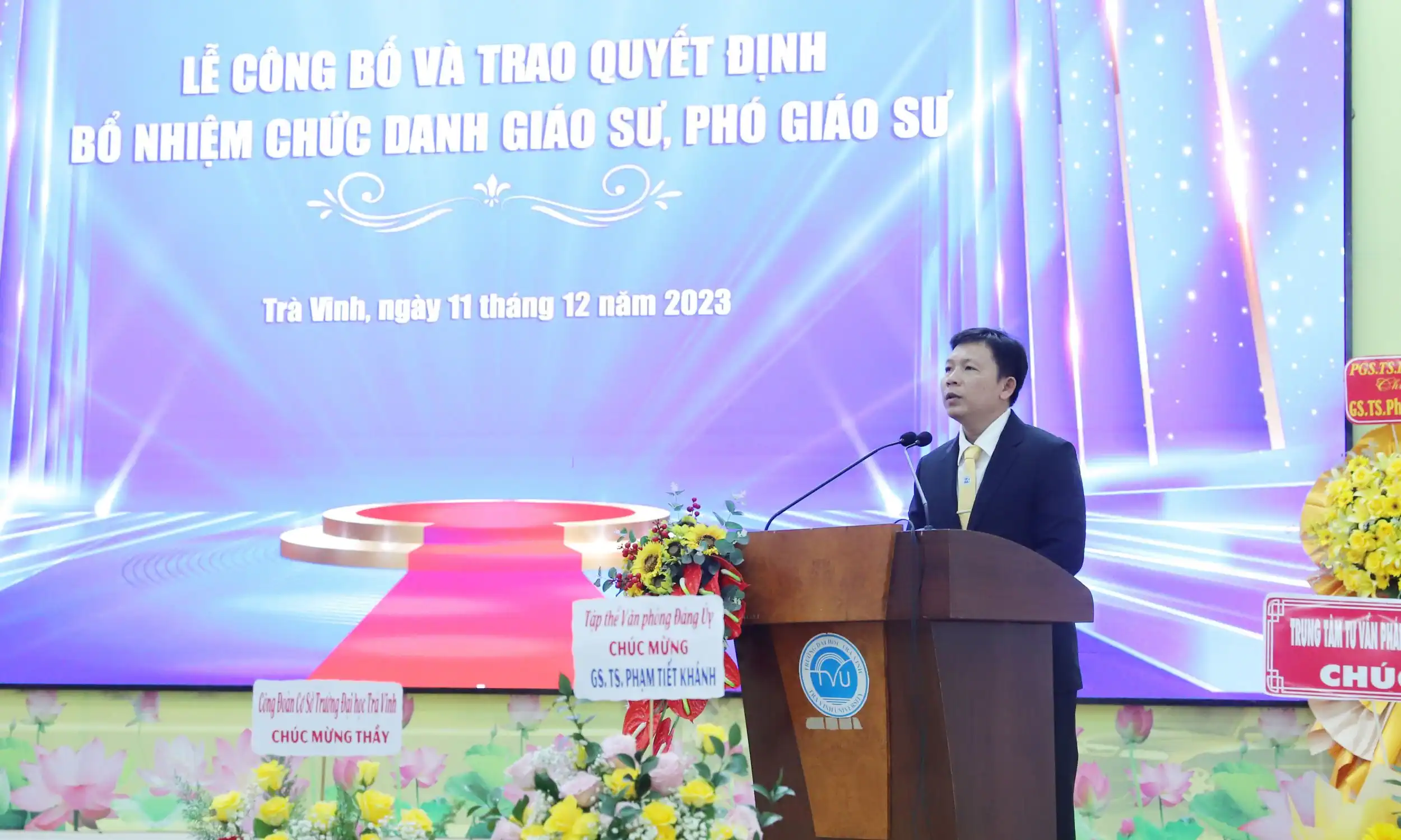 PGS.TS Nguyễn Minh Hòa, Hiệu trưởng Trường ĐH Trà Vinh, phát biểu tại buổi lễ.