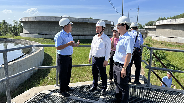 Đoàn Đại biểu Quốc hội TP Cần Thơ khảo sát công tác bảo vệ môi trường tại quận Ninh Kiều, Cái Răng