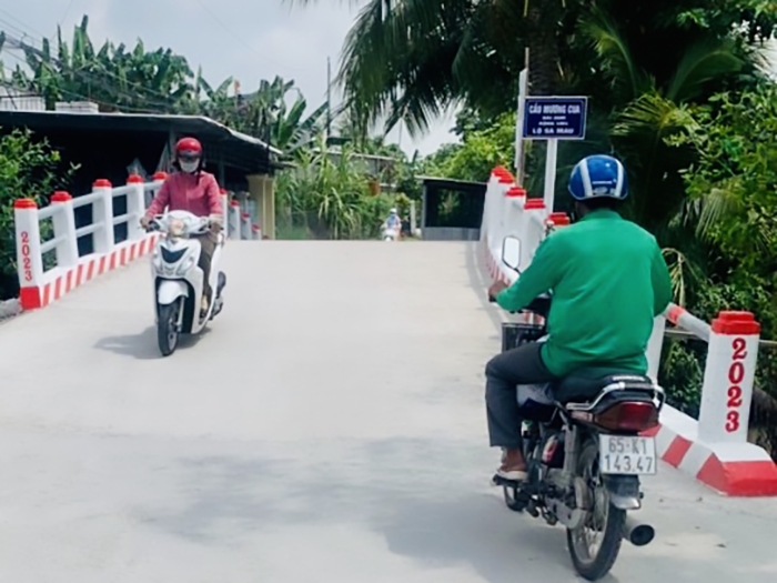 Huy động sức dân xây dựng hạ tầng giao thông