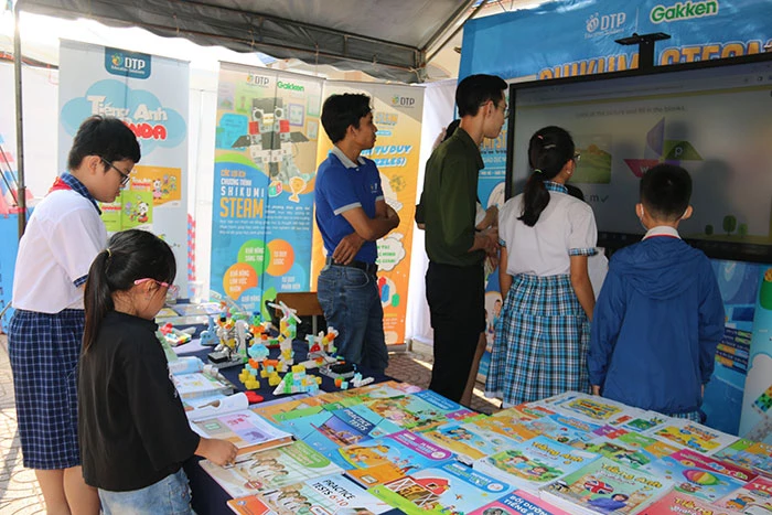 Rộn ràng Ngày hội giáo dục quận Bình Thủy