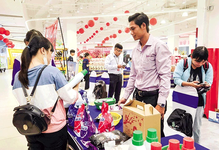 Cái Răng tạo sức bật tăng trưởng từ thương mại - dịch vụ