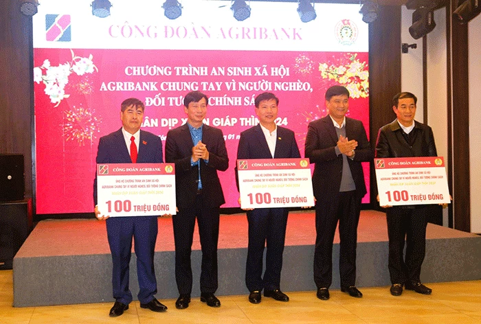 Agribank chung tay vì người nghèo, đối tượng chính sách nhân dịp Xuân Giáp Thìn