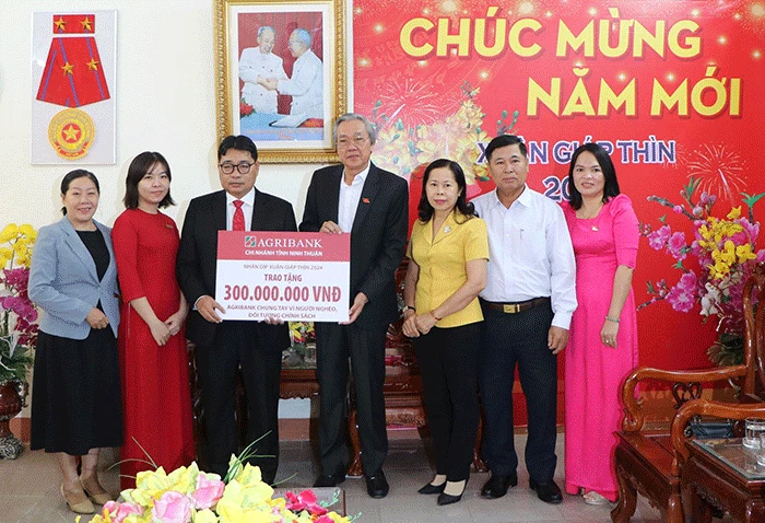 Agribank chung tay vì người nghèo, đối tượng chính sách nhân dịp Xuân Giáp Thìn