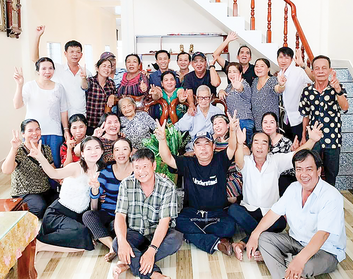 Đầm ấm nếp nhà