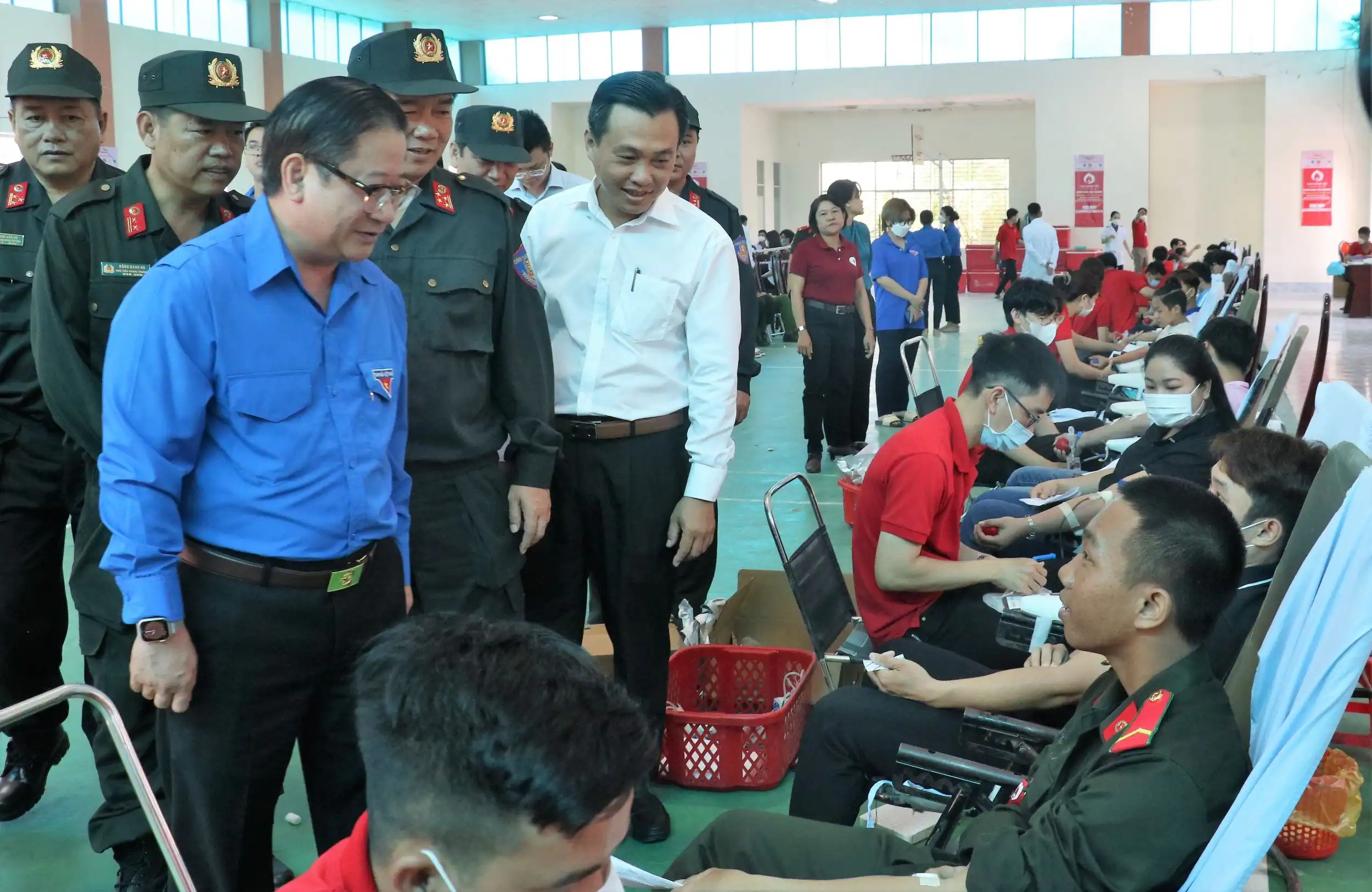 Triển khai nhiều đợt thi đua cao điểm kỷ niệm 10 năm “Năm thanh niên tình nguyện”