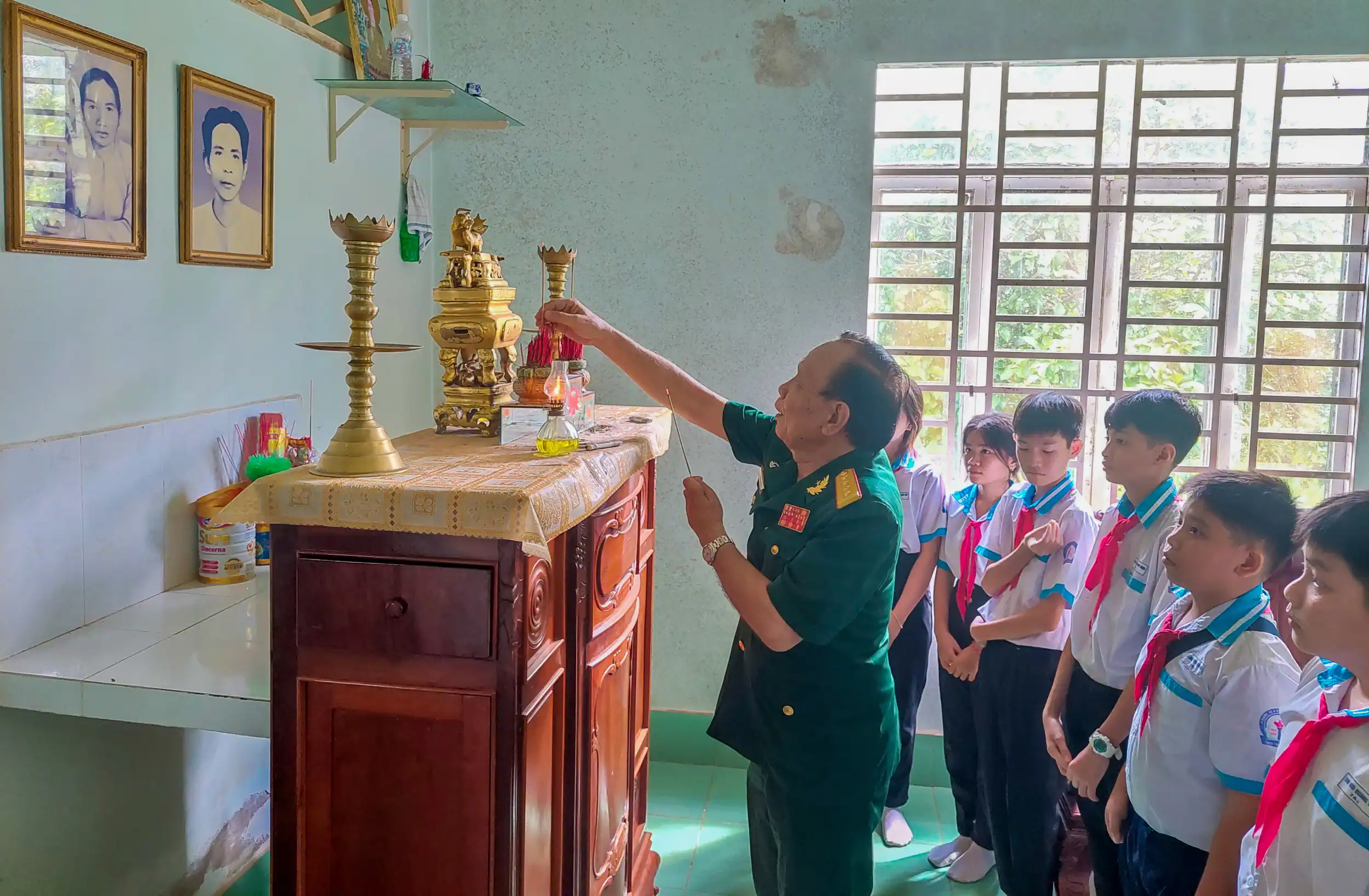 Người truyền lửa tự hào