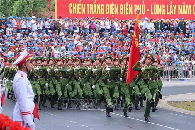Lễ mít tinh, diễu binh, diễu hành Kỷ niệm 70 năm Chiến thắng Điện Biên Phủ: Viết tiếp những bản hùng ca
