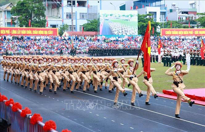 Lễ mít tinh, diễu binh, diễu hành Kỷ niệm 70 năm Chiến thắng Điện Biên Phủ: Viết tiếp những bản hùng ca