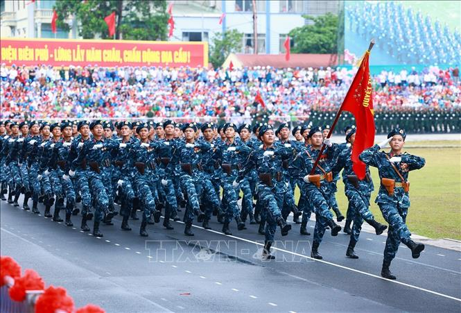 Lễ mít tinh, diễu binh, diễu hành Kỷ niệm 70 năm Chiến thắng Điện Biên Phủ: Viết tiếp những bản hùng ca