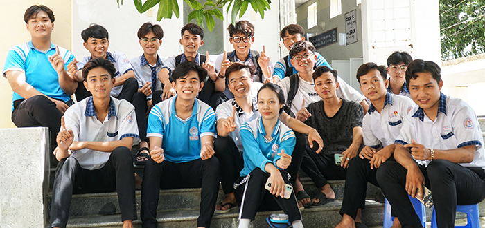 “Bữa cơm nghĩa tình - Tiếp sức mùa thi”