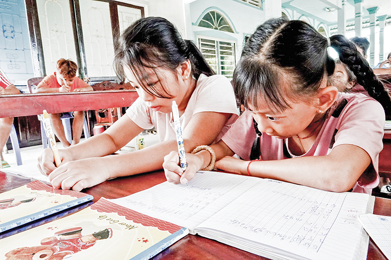 Vun bồi tình yêu văn hóa Khmer cho trẻ em Thới Xuân