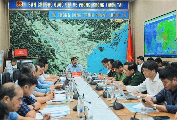 Cảnh báo hoàn lưu áp thấp gây lũ quét, sạt lở đất, ngập lụt đô thị