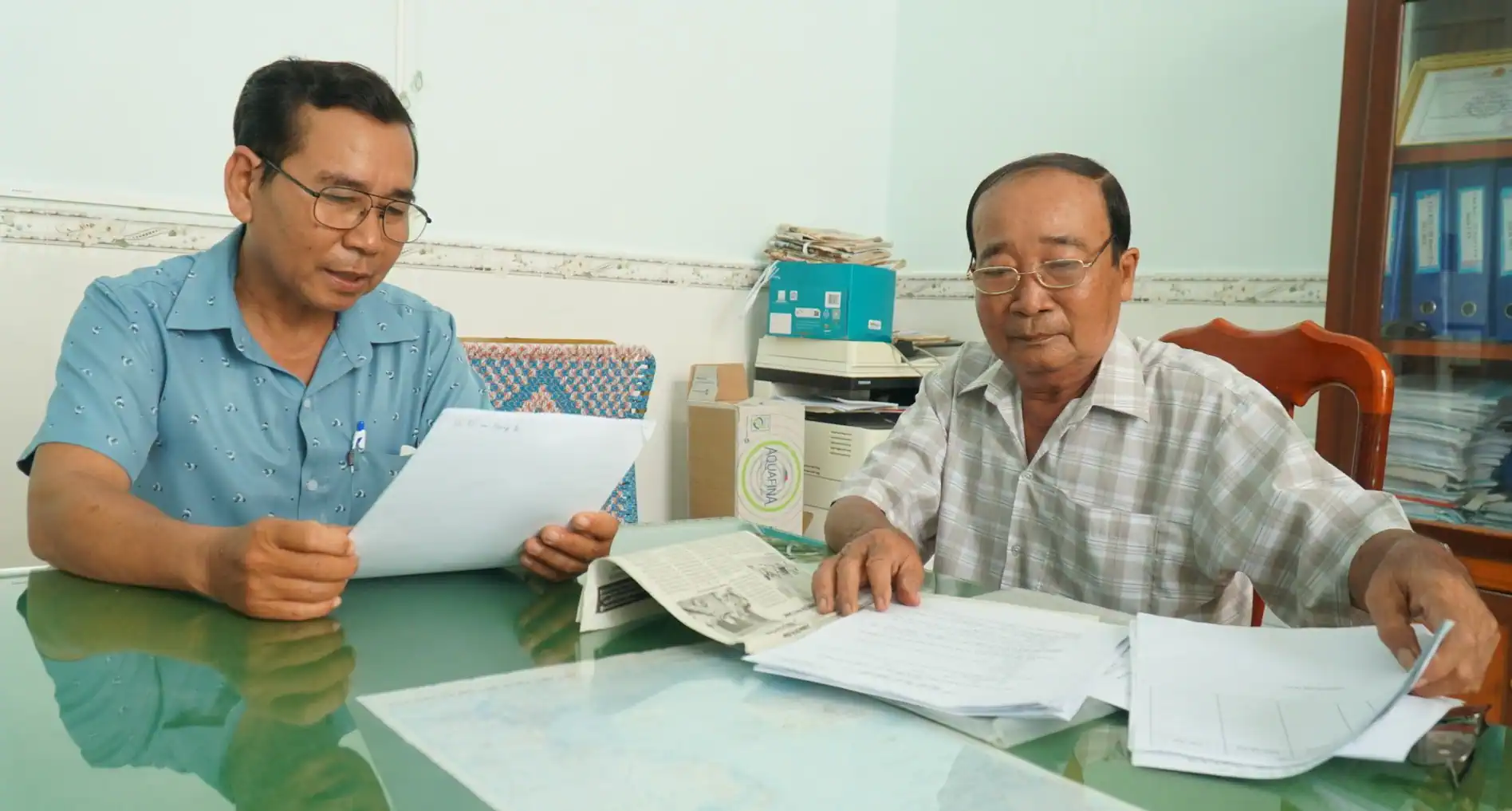 Bí thư chi bộ tận tụy lo việc của dân