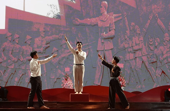 Tuổi trẻ giới thiệu sách và di sản văn hóa Cần Thơ