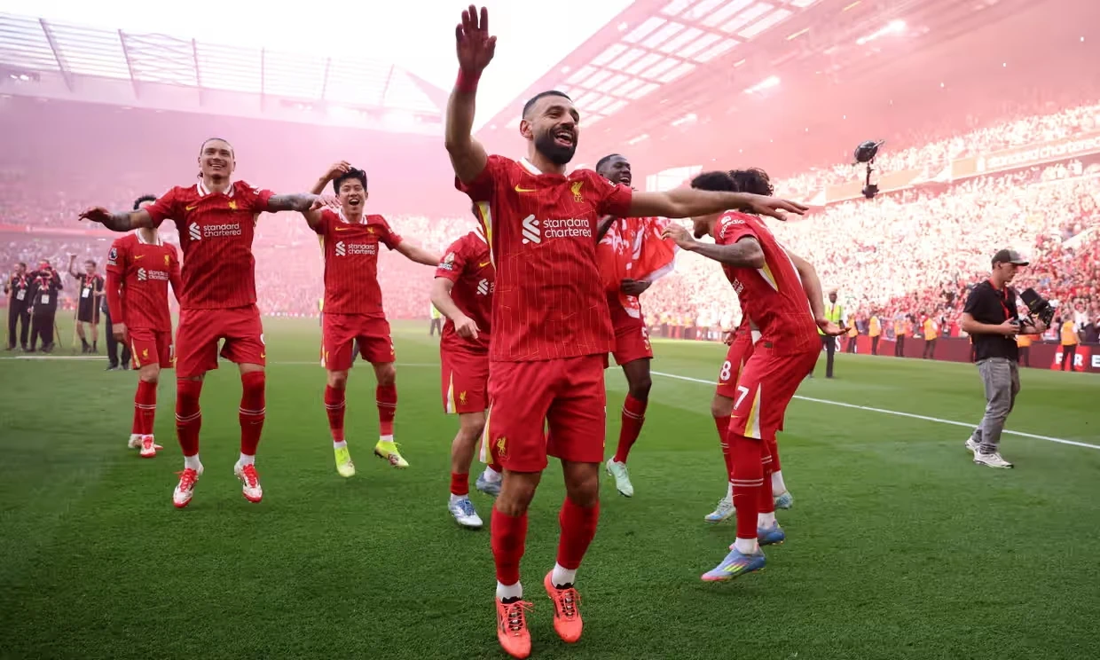 Liverpool vô địch nước Anh theo cách phi thường
