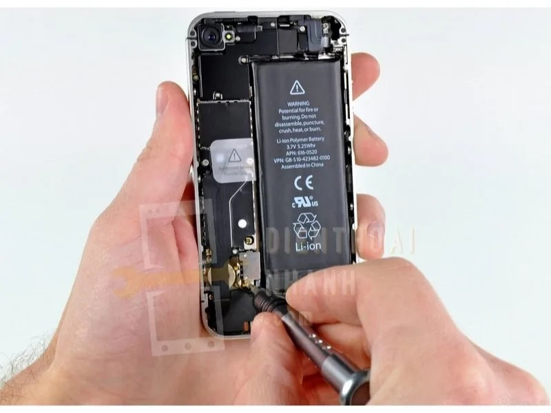 Sửa điện thoại iPhone ở đâu uy tín tại TP Hồ Chí Minh?