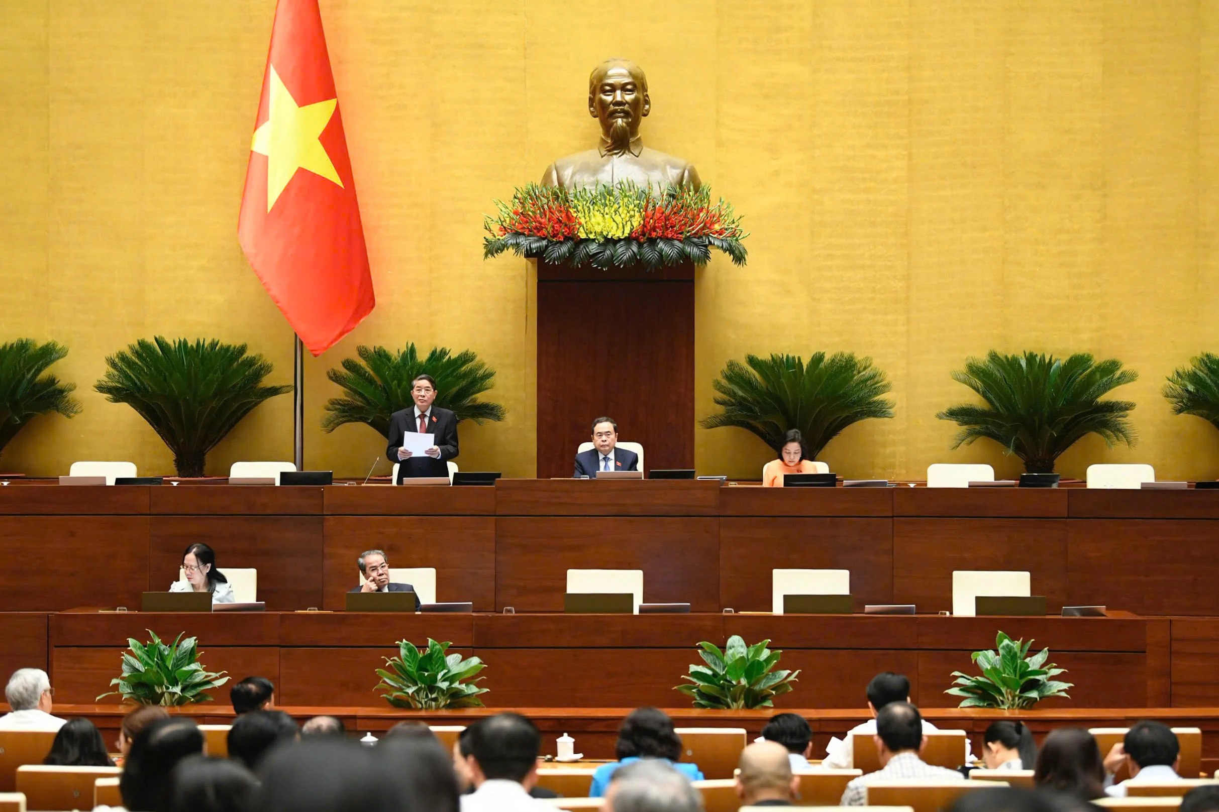 Xem xét rút ngắn 3 tháng nhiệm kỳ Quốc hội khóa XV