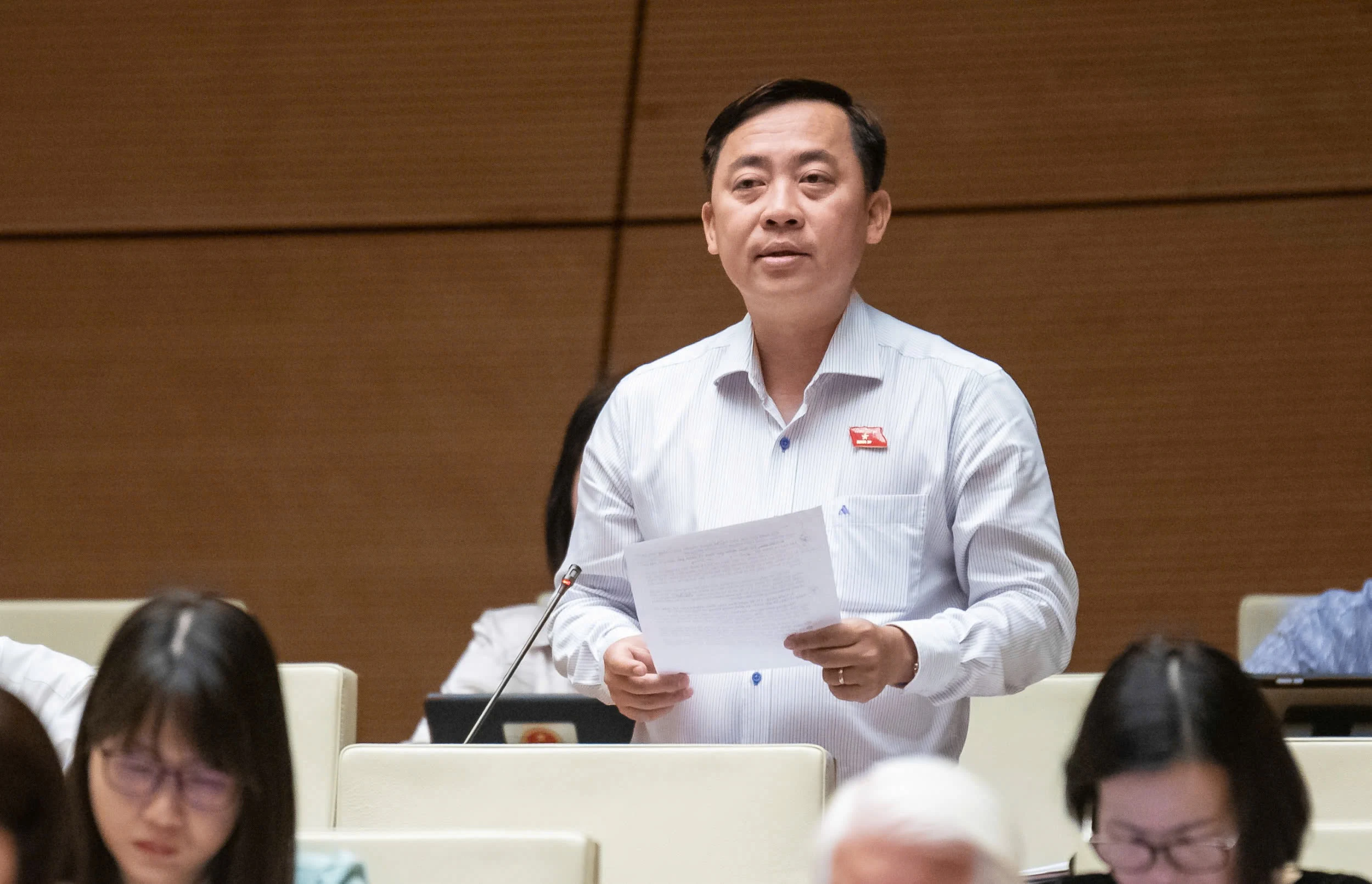 Đoàn Đại biểu Quốc hội TP Cần Thơ góp ý về dự thảo Luật Năng lượng nguyên tử (sửa đổi)