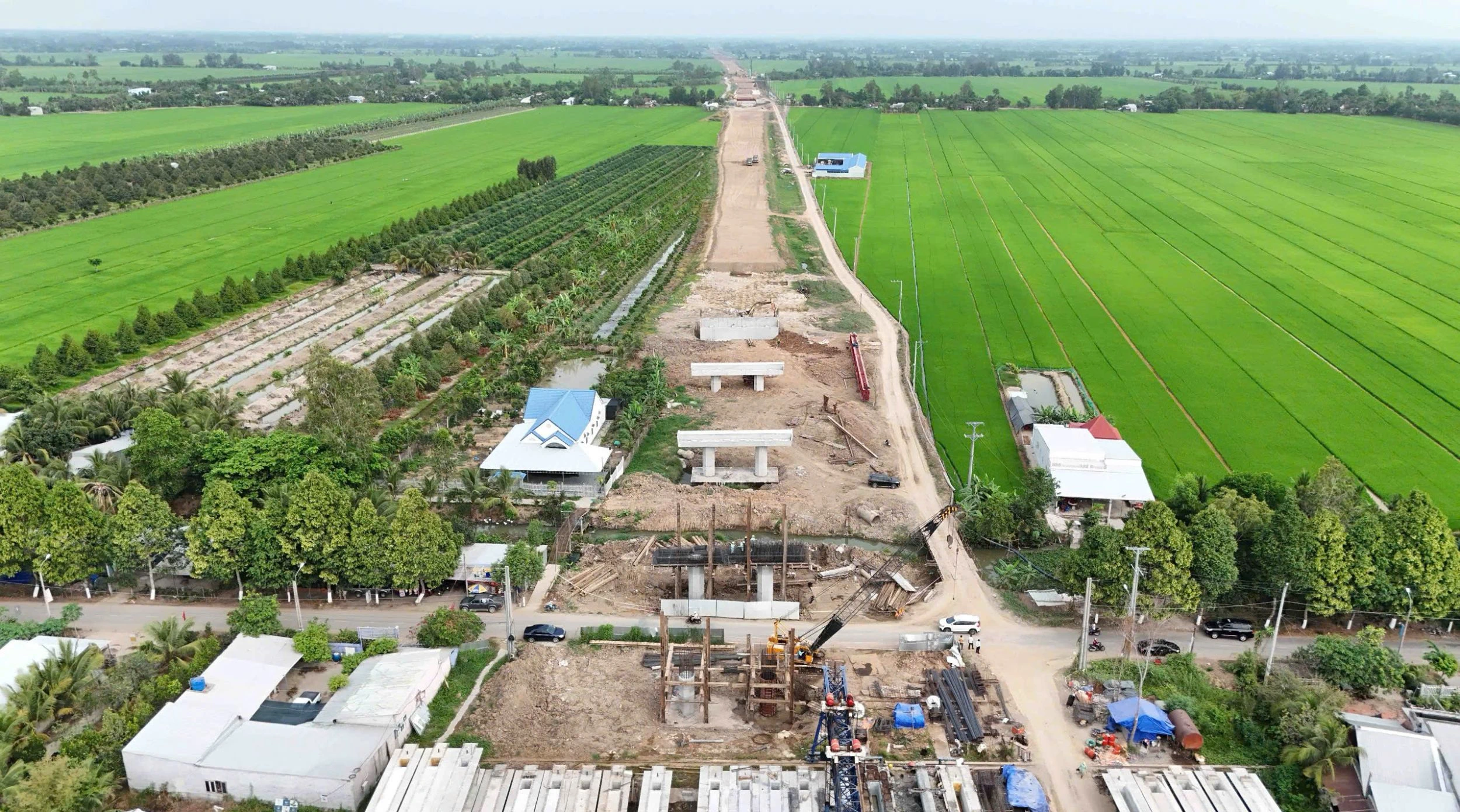 Thúc đẩy tiến độ các dự án hạ tầng giao thông trọng điểm