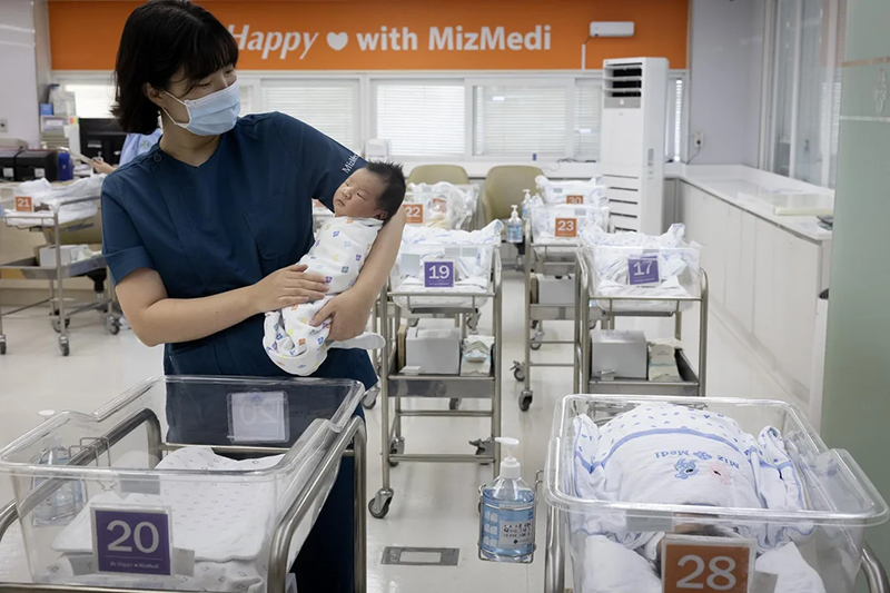 Trào lưu sinh con không kết hôn trong giới trẻ Hàn Quốc