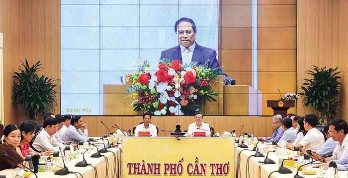 Tập trung thực hiện tốt hơn nữa 3 đột phá chiến lược về thể chế, hạ tầng và nhân lực