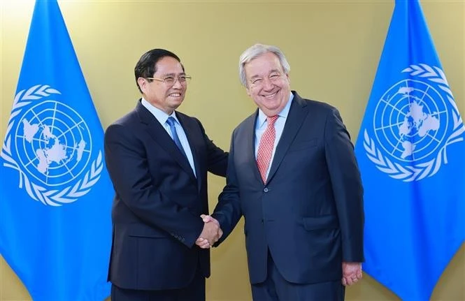 PM Pham Minh Chinh meets UN Secretary-General Antonio Guterres in Nice