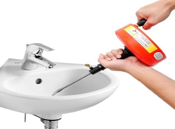 Cống Nghẹt Phát Mùi – Làm Sao Cư Dân Phú Nhuận Xử Lý Dứt Điểm?