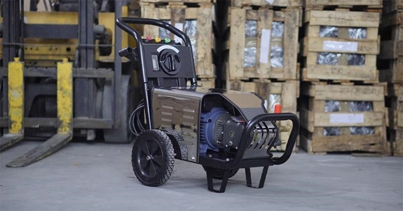 Máy rửa xe cao áp 3kW: Mạnh mẽ, Hiện đại, Đa năng