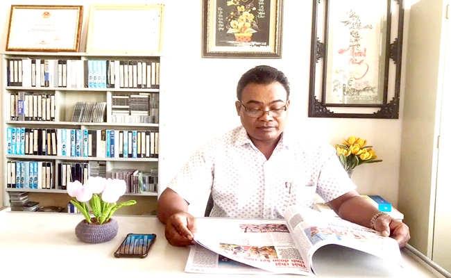 អ្នកបកប្រែស្រឡាញ់អាជីព