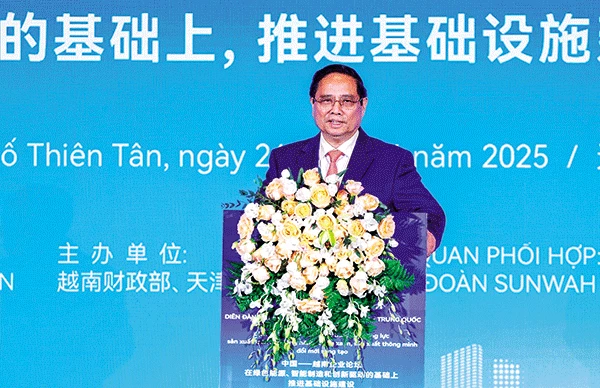 Thủ tướng Phạm Minh Chính dự Diễn đàn Kinh tế Thế giới và làm việc tại Trung Quốc