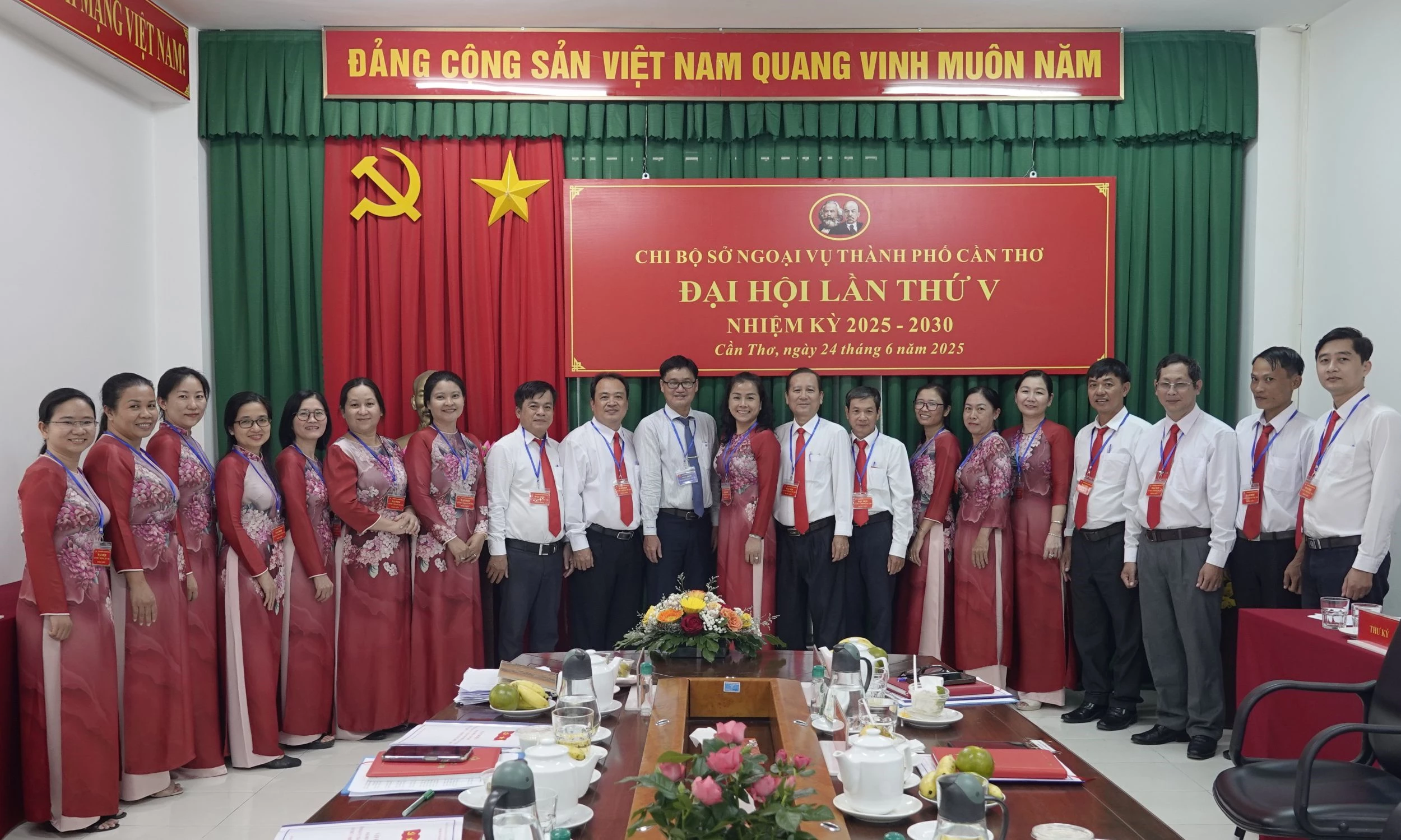 Đại hội Chi bộ Sở Ngoại vụ TP Cần Thơ nhiệm kỳ 2025-2030