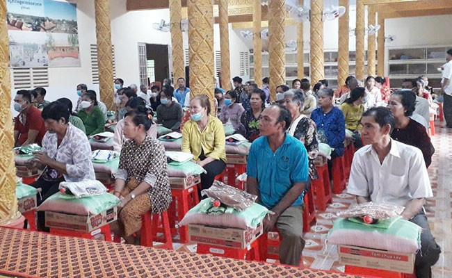 សមាគមព្រះសង្ឃសាមគ្គីស្នេហាជាតិស្រុកកូវកែ អនុវត្តល្អការងារសុខុមាលភាពសង្គម