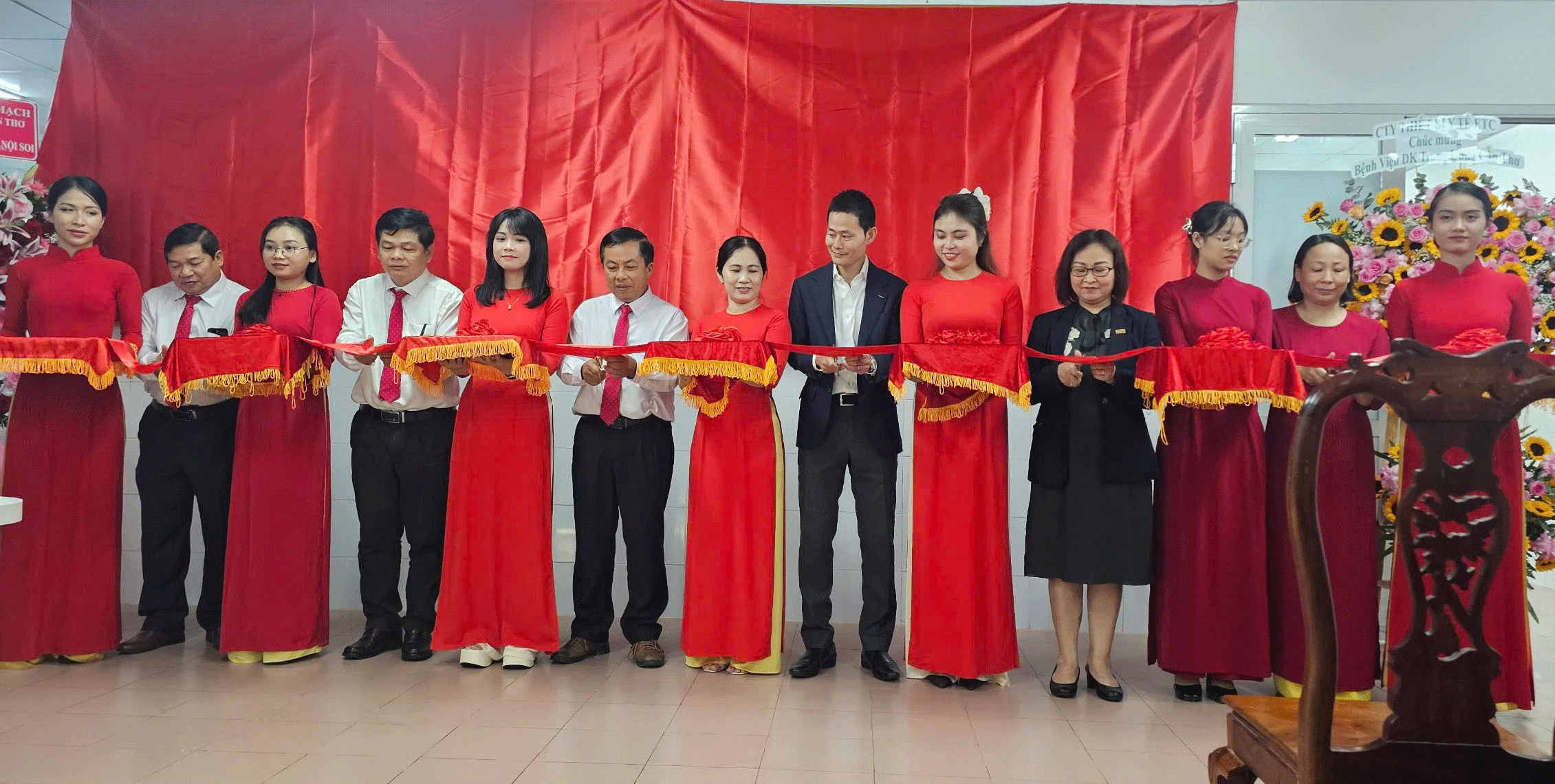Triển khai hệ thống nội soi siêu âm đầu tiên tại ĐBSCL